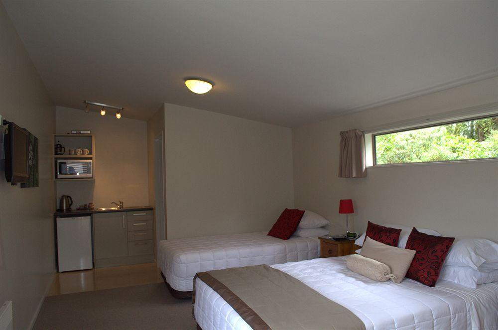 10 Cottages Franz Josef Esterno foto
