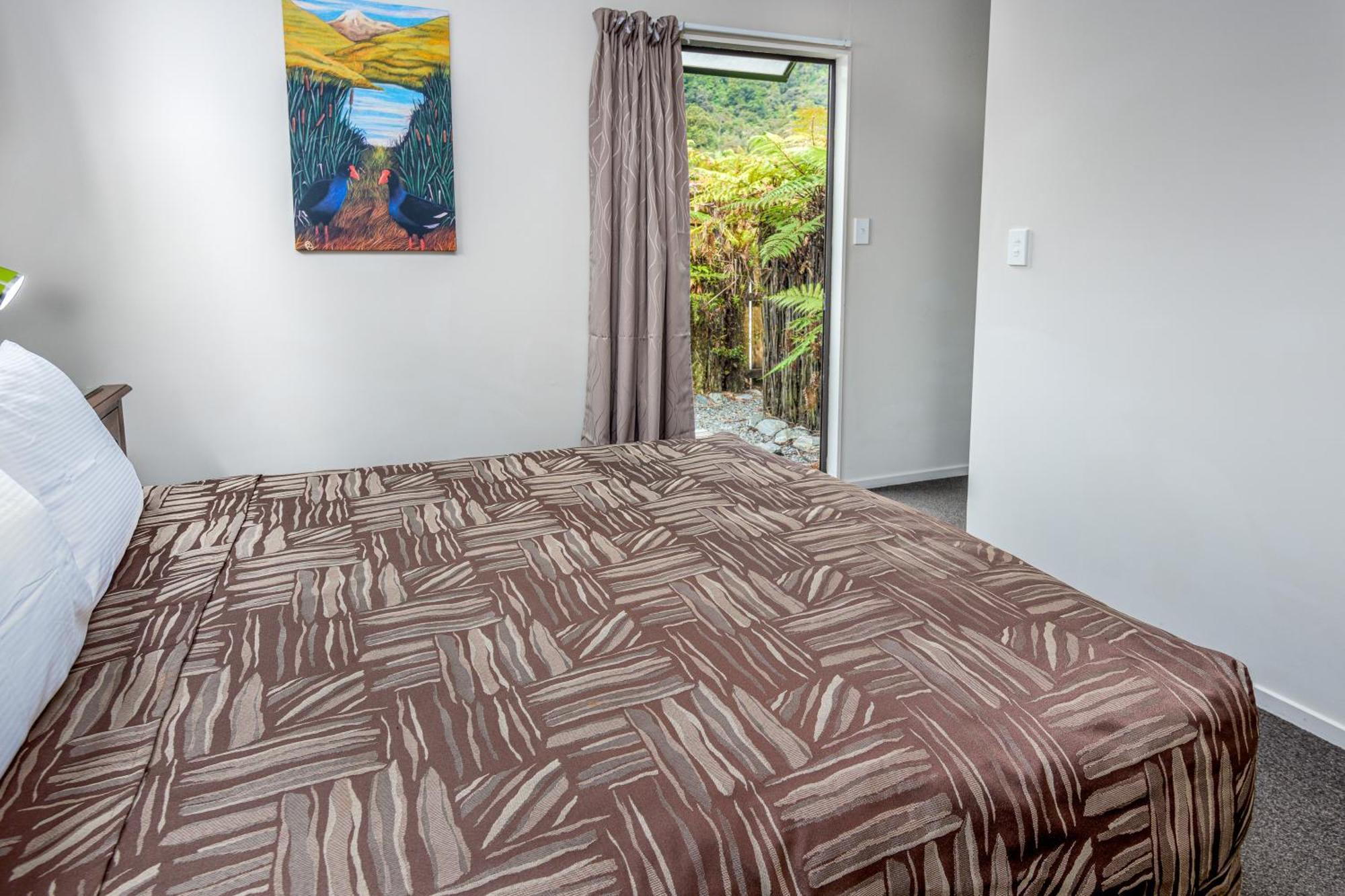 10 Cottages Franz Josef Esterno foto